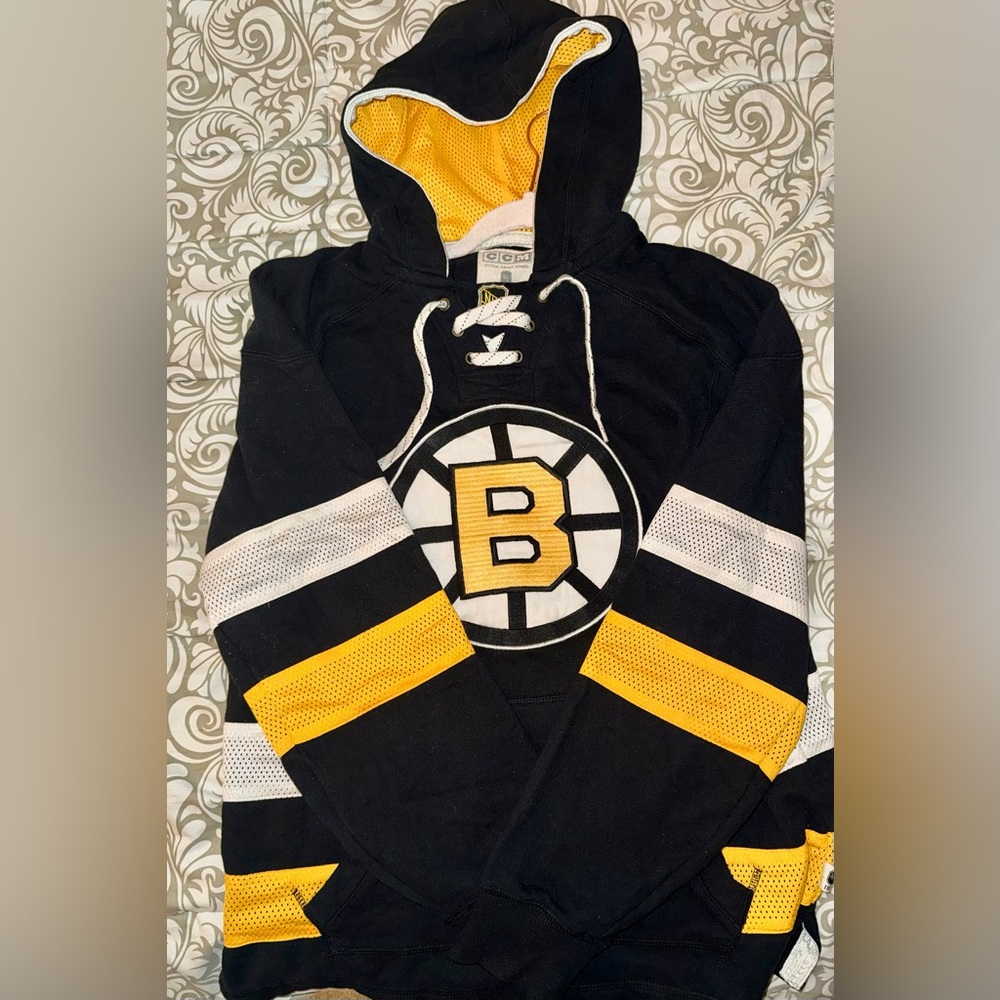 CCM Black and Yellow Boston Bruins Hoodie